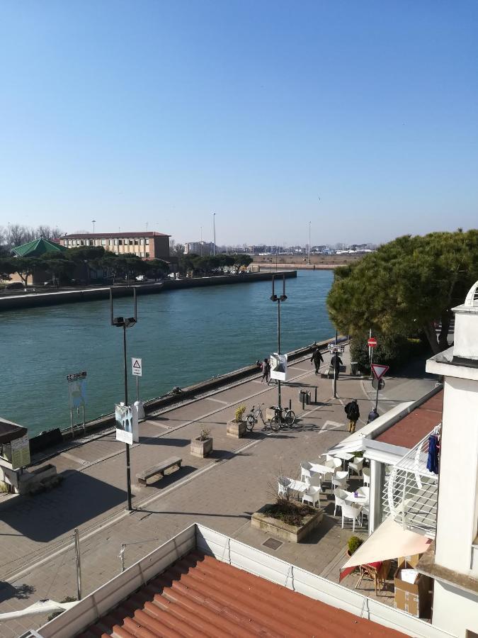 B&B Traghetto 加里波第港 外观 照片